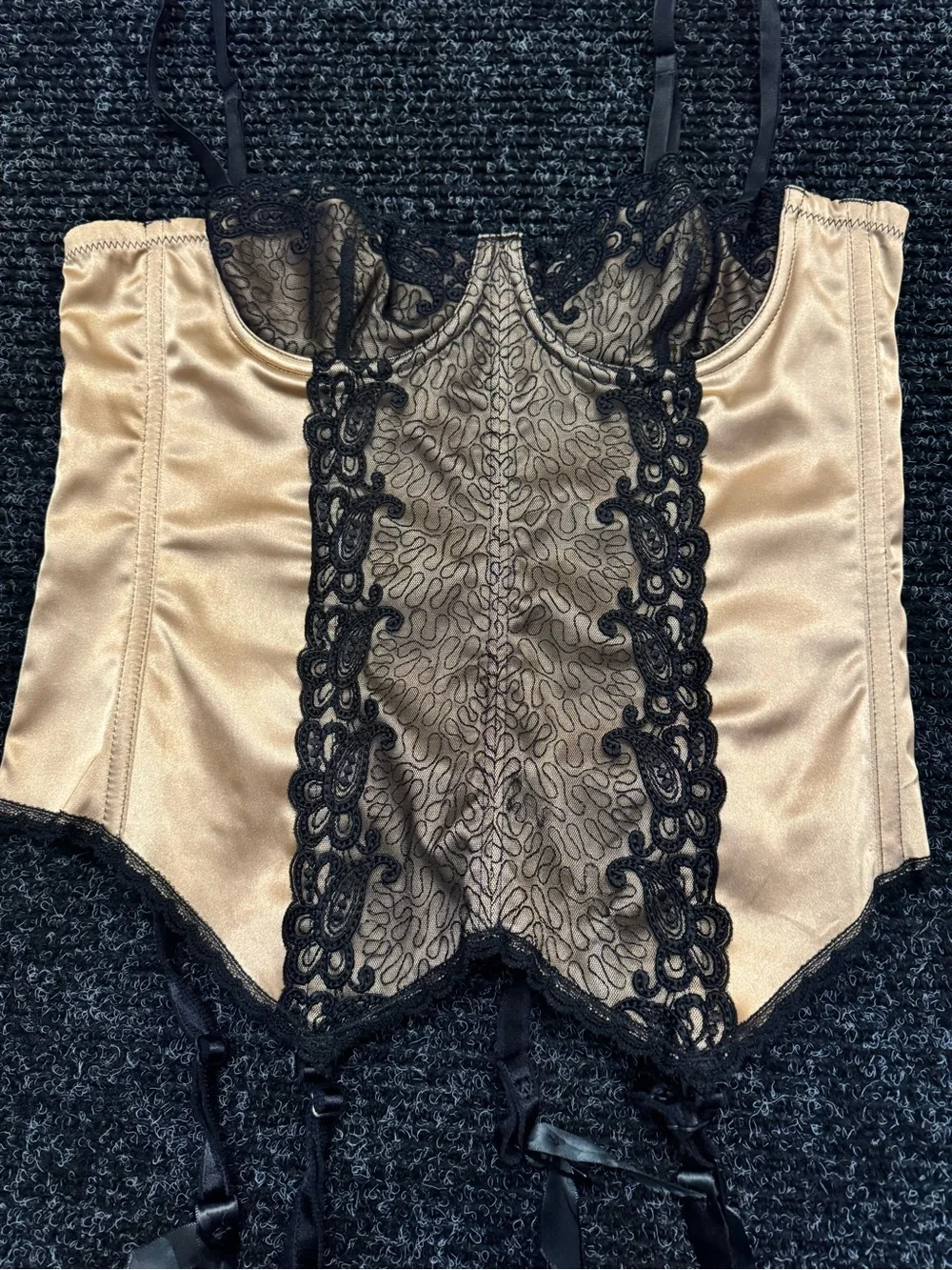 Frederick's of Hollywood Corset Bustier Top Beige Black Lace Women's Size 34